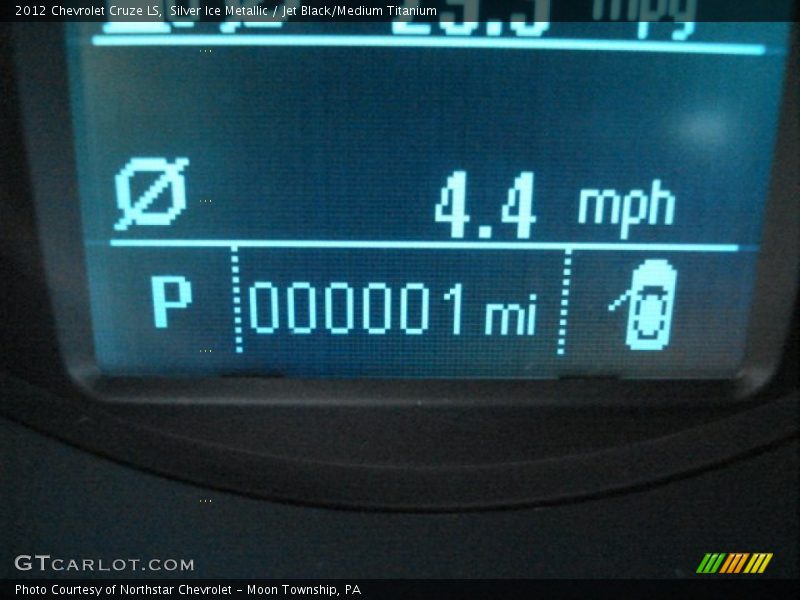 Silver Ice Metallic / Jet Black/Medium Titanium 2012 Chevrolet Cruze LS