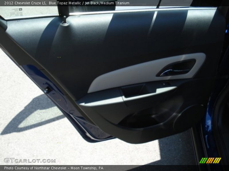 Blue Topaz Metallic / Jet Black/Medium Titanium 2012 Chevrolet Cruze LS