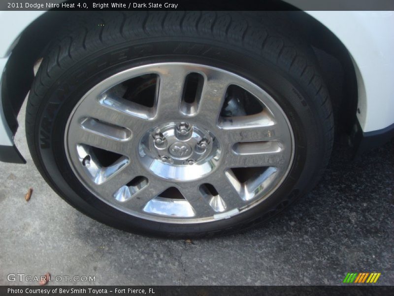Bright White / Dark Slate Gray 2011 Dodge Nitro Heat 4.0