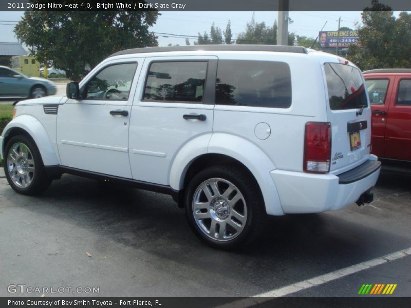 Bright White / Dark Slate Gray 2011 Dodge Nitro Heat 4.0