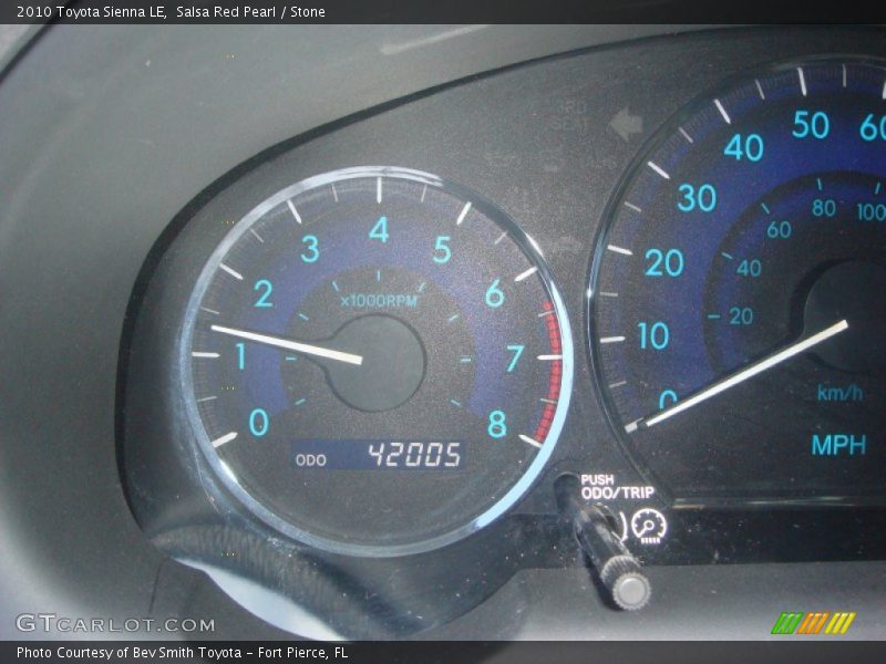 Salsa Red Pearl / Stone 2010 Toyota Sienna LE