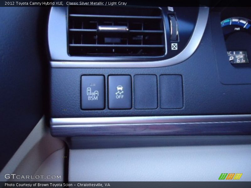 Classic Silver Metallic / Light Gray 2012 Toyota Camry Hybrid XLE