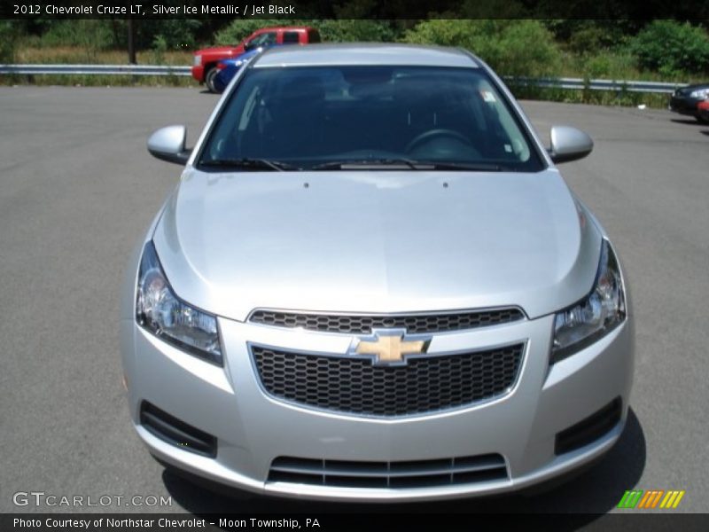 Silver Ice Metallic / Jet Black 2012 Chevrolet Cruze LT