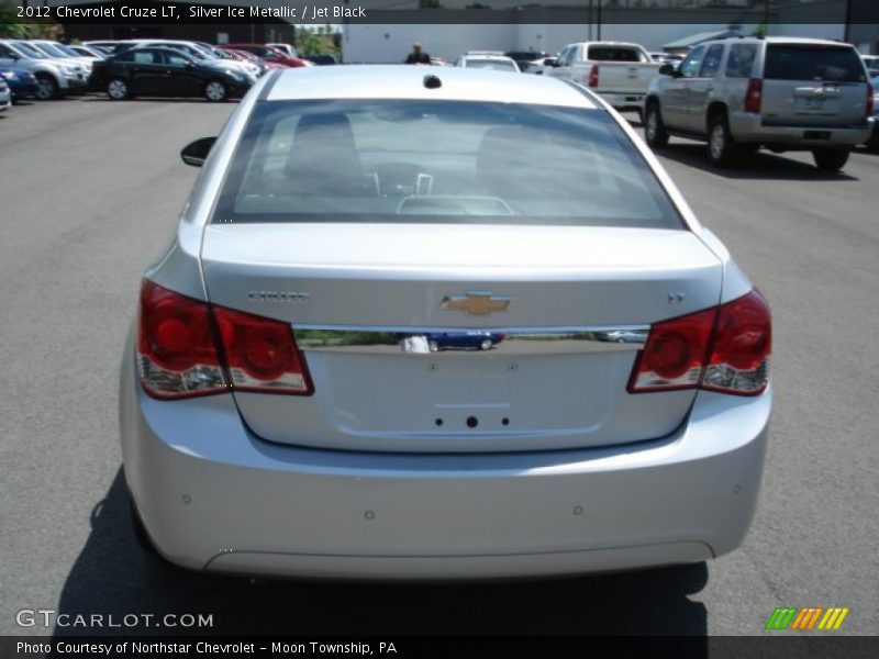 Silver Ice Metallic / Jet Black 2012 Chevrolet Cruze LT