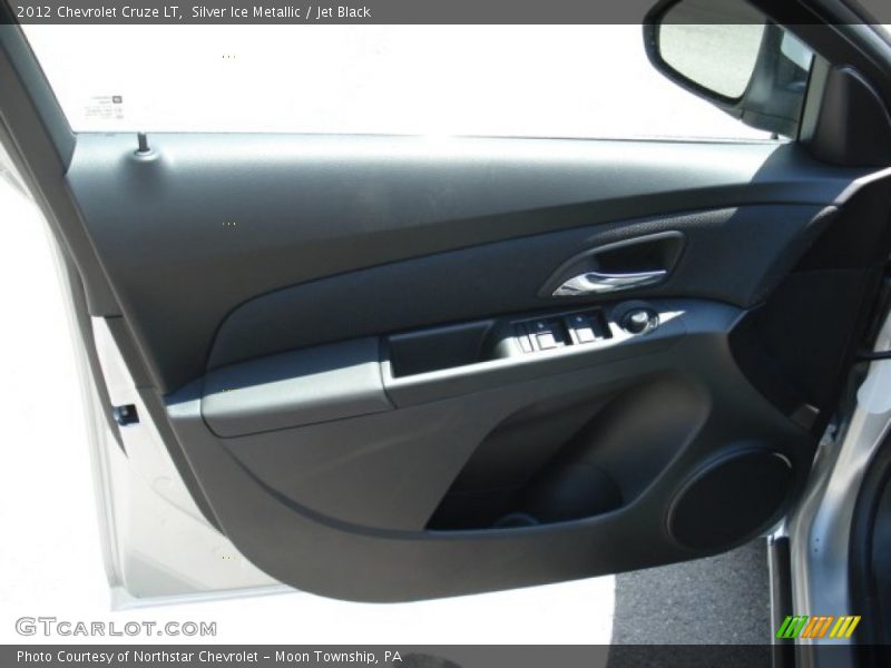 Silver Ice Metallic / Jet Black 2012 Chevrolet Cruze LT