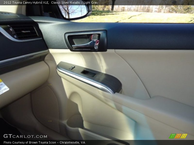 Classic Silver Metallic / Light Gray 2012 Toyota Camry Hybrid XLE