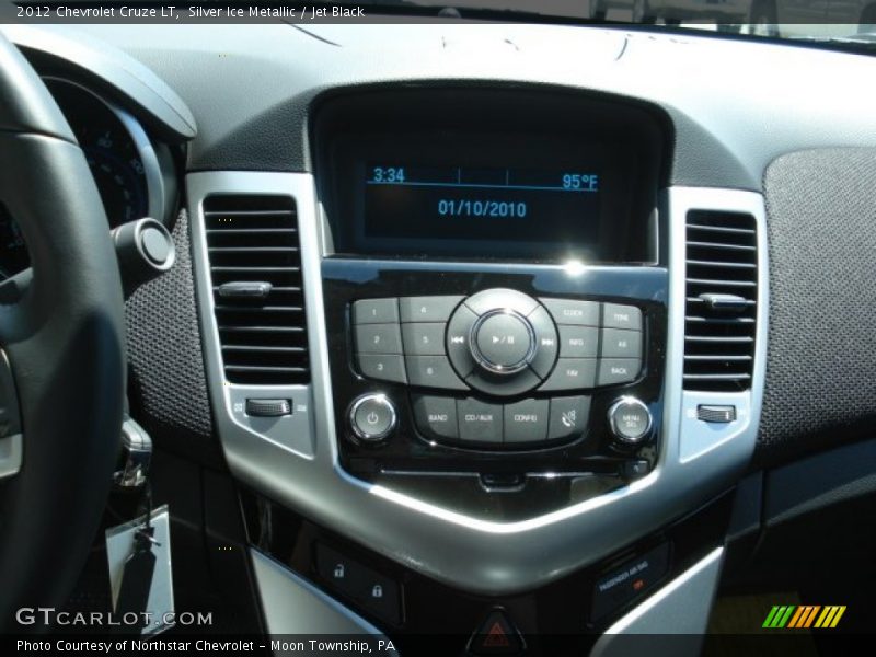 Silver Ice Metallic / Jet Black 2012 Chevrolet Cruze LT
