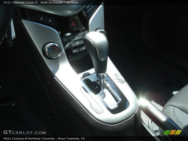 Silver Ice Metallic / Jet Black 2012 Chevrolet Cruze LT