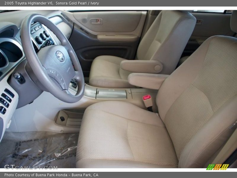 Sonora Gold Pearl / Ivory 2005 Toyota Highlander V6