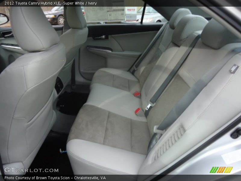 Super White / Ivory 2012 Toyota Camry Hybrid XLE