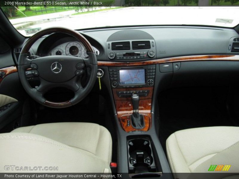 Arctic White / Black 2008 Mercedes-Benz E 550 Sedan