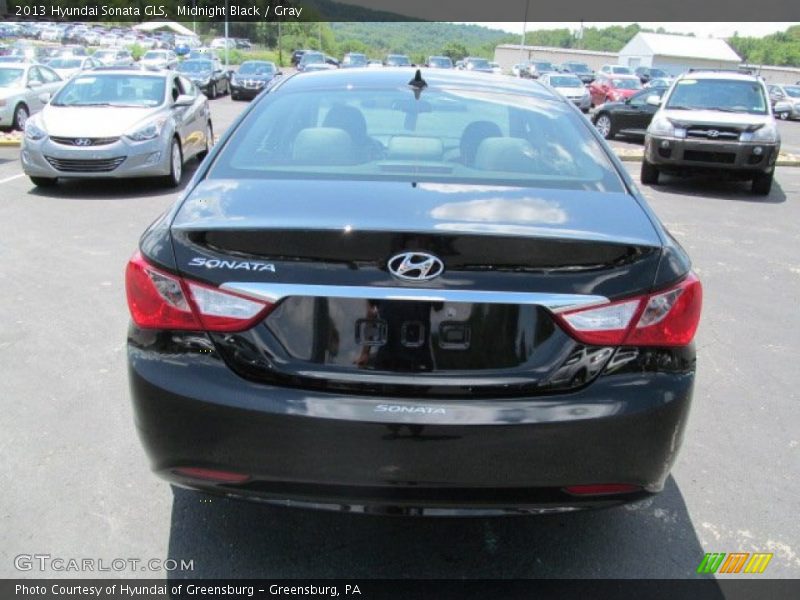 Midnight Black / Gray 2013 Hyundai Sonata GLS