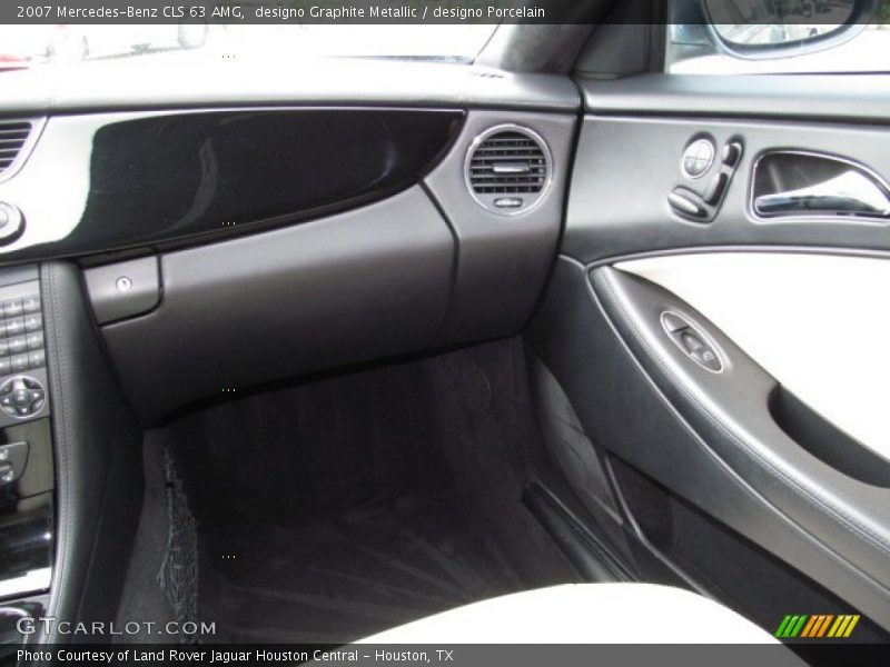 designo Graphite Metallic / designo Porcelain 2007 Mercedes-Benz CLS 63 AMG