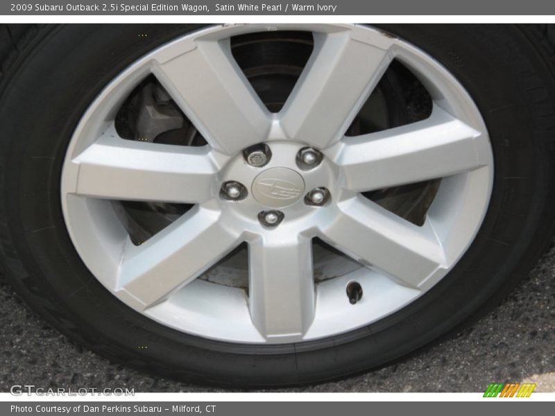 Satin White Pearl / Warm Ivory 2009 Subaru Outback 2.5i Special Edition Wagon