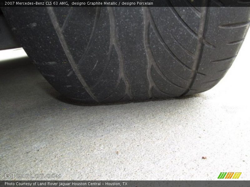 designo Graphite Metallic / designo Porcelain 2007 Mercedes-Benz CLS 63 AMG