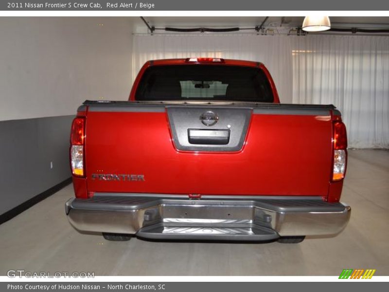 Red Alert / Beige 2011 Nissan Frontier S Crew Cab