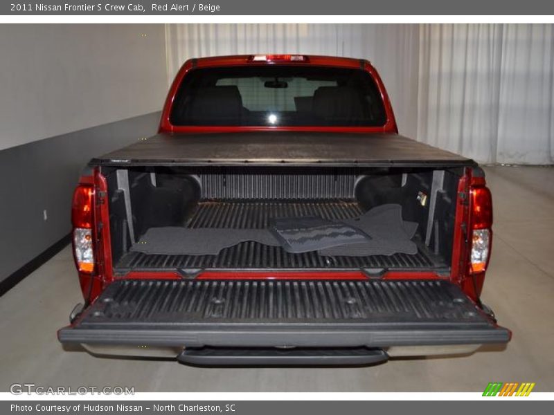 Red Alert / Beige 2011 Nissan Frontier S Crew Cab