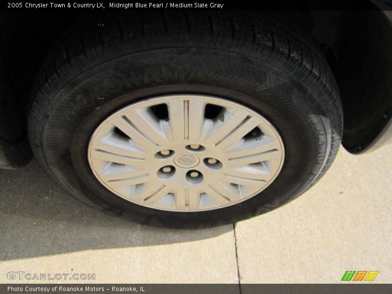 Midnight Blue Pearl / Medium Slate Gray 2005 Chrysler Town & Country LX