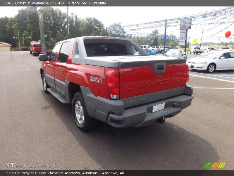 Victory Red / Graphite 2002 Chevrolet Avalanche Z71 4x4