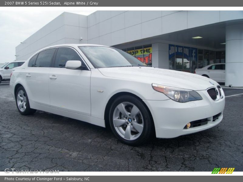 Alpine White / Grey 2007 BMW 5 Series 525i Sedan