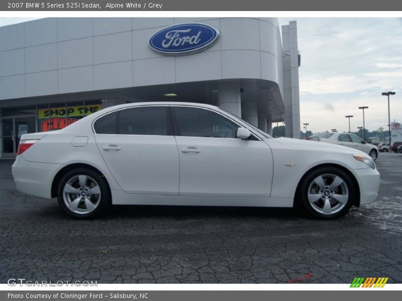 Alpine White / Grey 2007 BMW 5 Series 525i Sedan