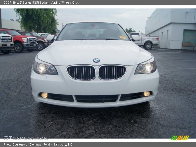Alpine White / Grey 2007 BMW 5 Series 525i Sedan