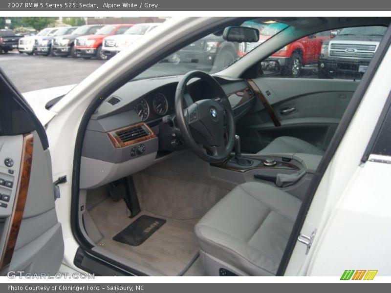 Alpine White / Grey 2007 BMW 5 Series 525i Sedan