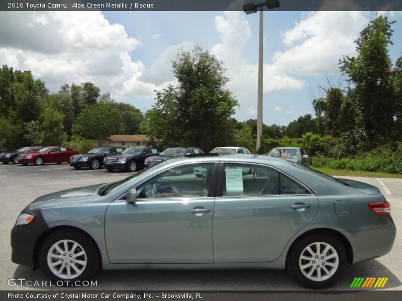 Aloe Green Metallic / Bisque 2010 Toyota Camry