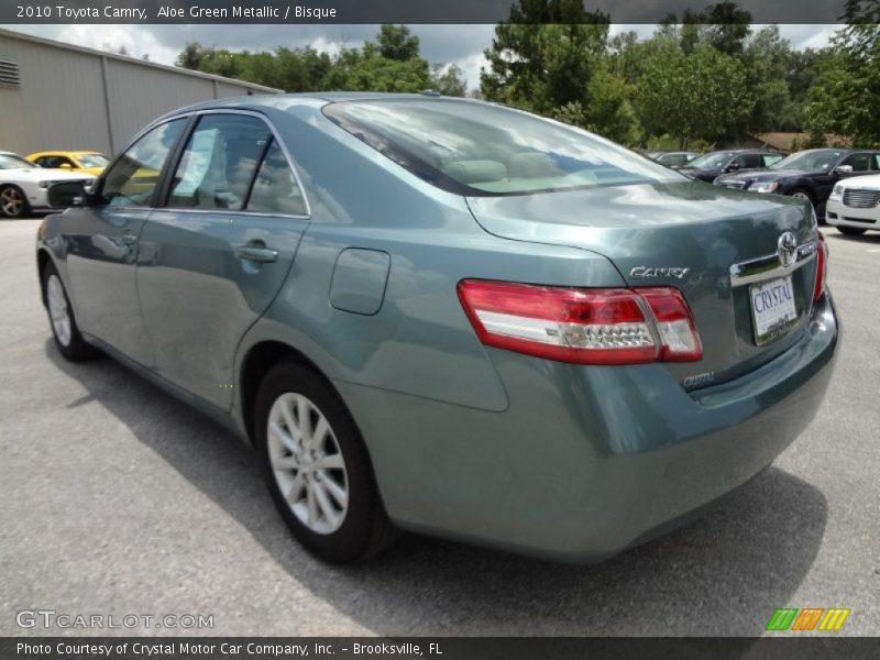 Aloe Green Metallic / Bisque 2010 Toyota Camry