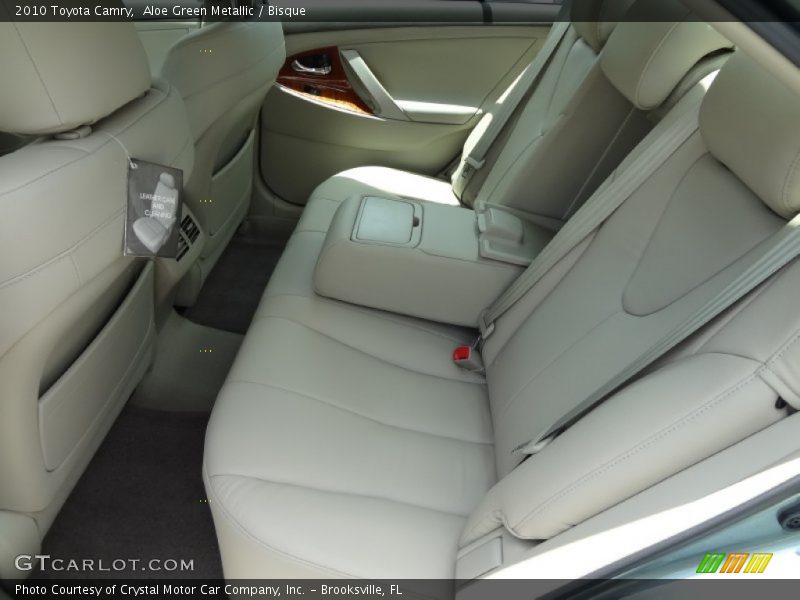 Aloe Green Metallic / Bisque 2010 Toyota Camry