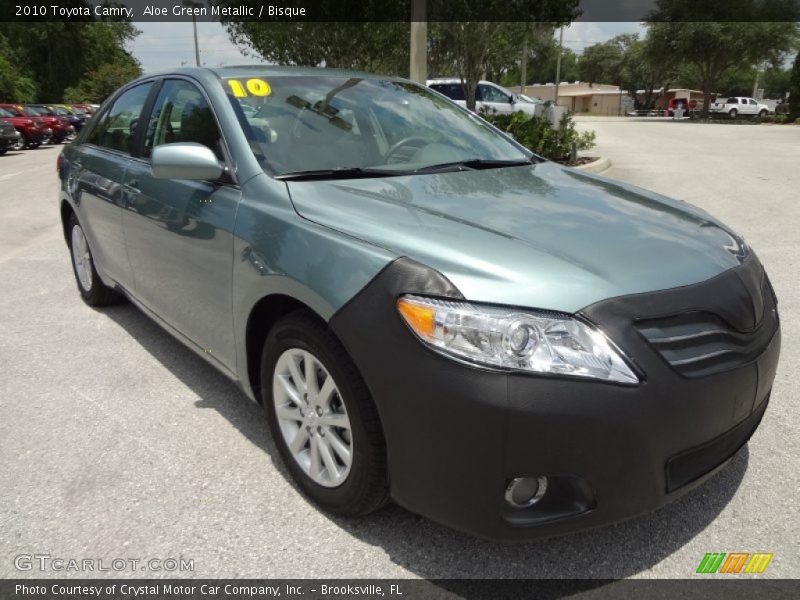 Aloe Green Metallic / Bisque 2010 Toyota Camry