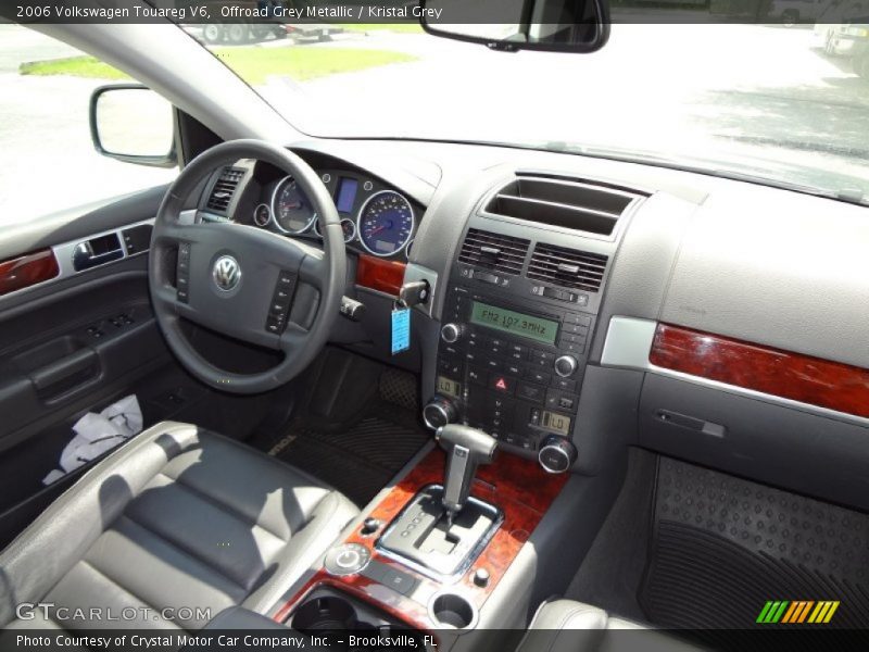 Offroad Grey Metallic / Kristal Grey 2006 Volkswagen Touareg V6