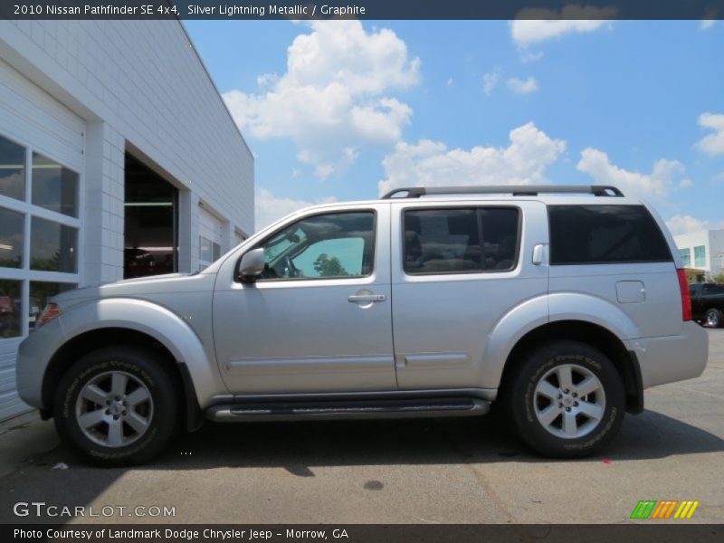 Silver Lightning Metallic / Graphite 2010 Nissan Pathfinder SE 4x4