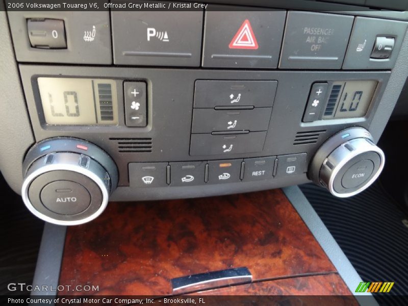 Offroad Grey Metallic / Kristal Grey 2006 Volkswagen Touareg V6