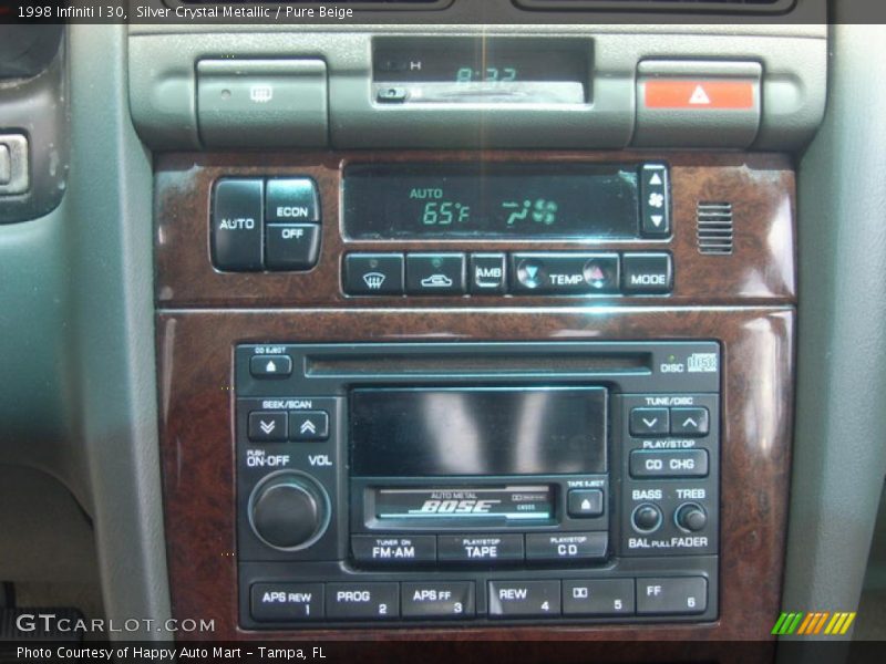 Silver Crystal Metallic / Pure Beige 1998 Infiniti I 30