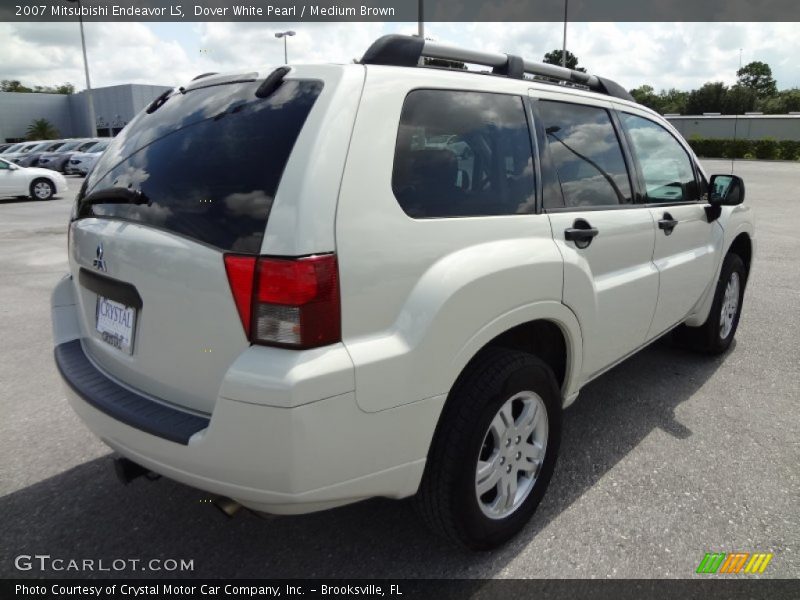 Dover White Pearl / Medium Brown 2007 Mitsubishi Endeavor LS