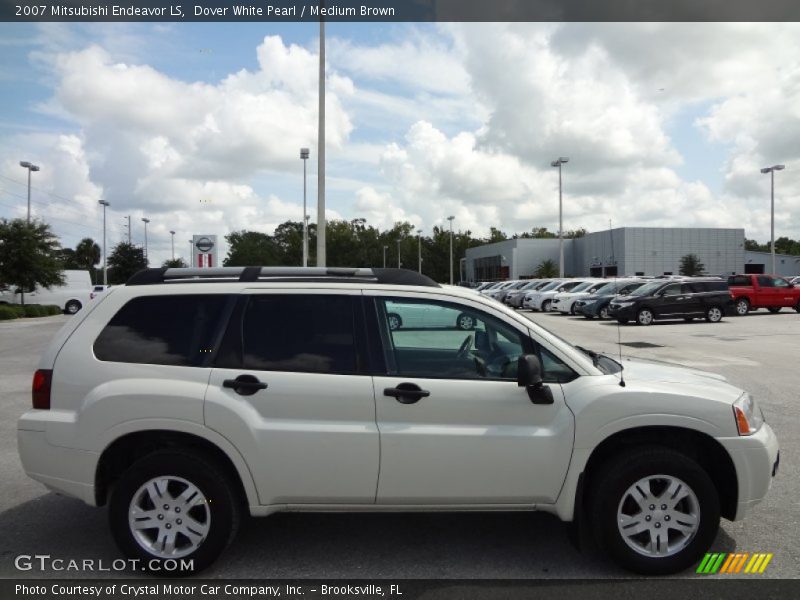 Dover White Pearl / Medium Brown 2007 Mitsubishi Endeavor LS