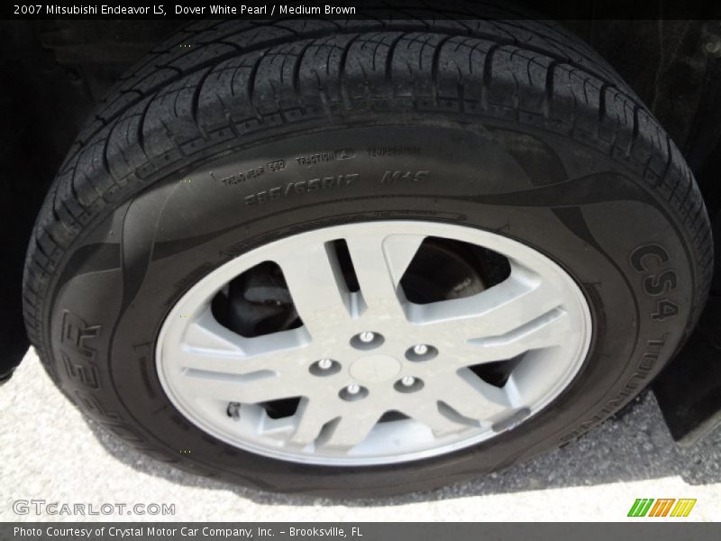 Dover White Pearl / Medium Brown 2007 Mitsubishi Endeavor LS