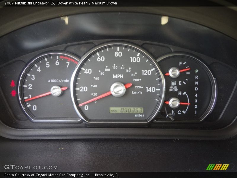 Dover White Pearl / Medium Brown 2007 Mitsubishi Endeavor LS