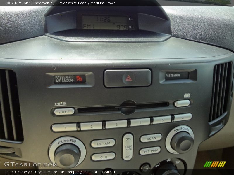 Dover White Pearl / Medium Brown 2007 Mitsubishi Endeavor LS