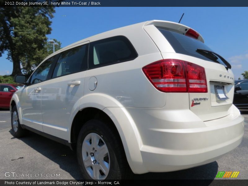 Ivory White Tri-Coat / Black 2012 Dodge Journey SE