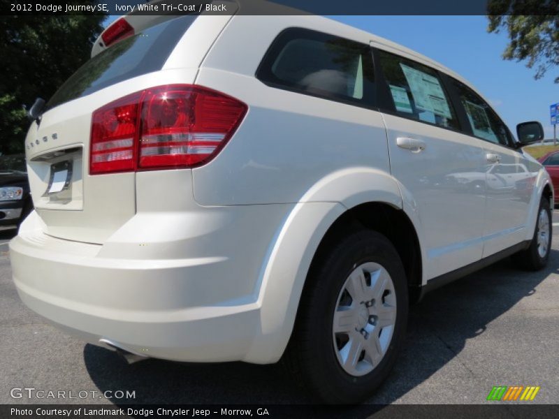 Ivory White Tri-Coat / Black 2012 Dodge Journey SE