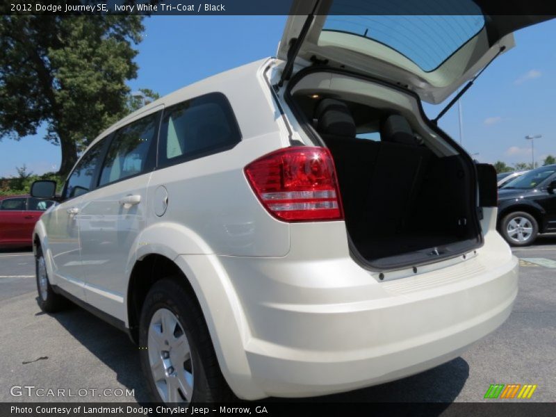 Ivory White Tri-Coat / Black 2012 Dodge Journey SE