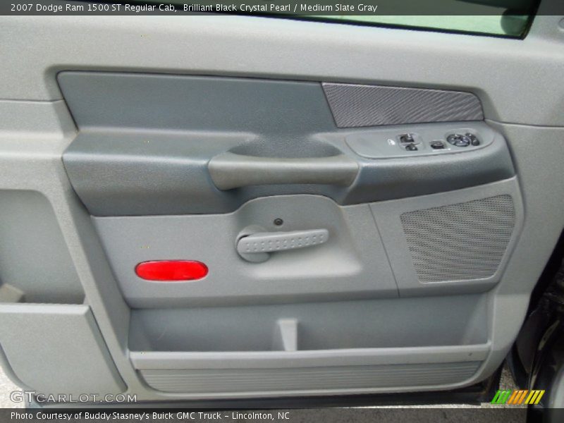 Brilliant Black Crystal Pearl / Medium Slate Gray 2007 Dodge Ram 1500 ST Regular Cab