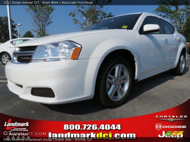 Bright White / Black/Light Frost Beige 2012 Dodge Avenger SXT