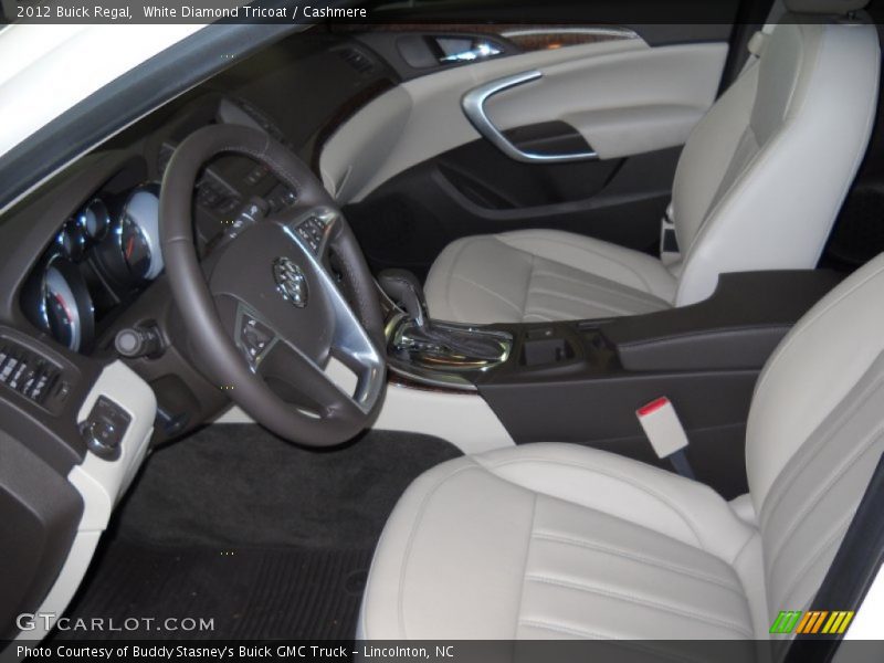 White Diamond Tricoat / Cashmere 2012 Buick Regal