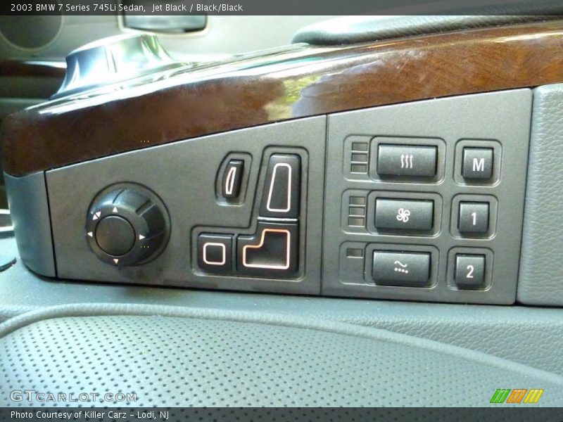 Jet Black / Black/Black 2003 BMW 7 Series 745Li Sedan