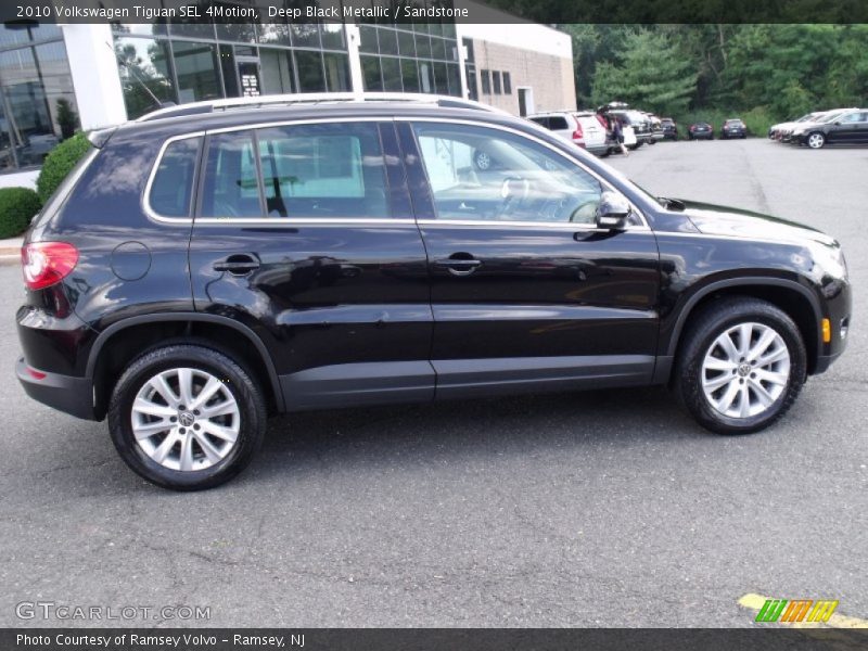 Deep Black Metallic / Sandstone 2010 Volkswagen Tiguan SEL 4Motion