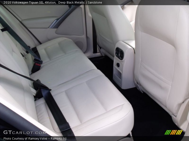 Deep Black Metallic / Sandstone 2010 Volkswagen Tiguan SEL 4Motion