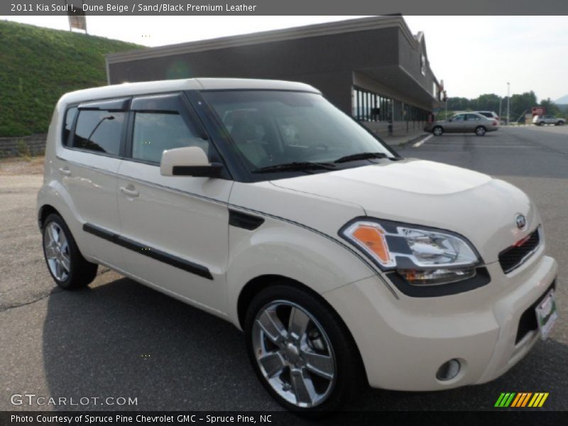 Dune Beige / Sand/Black Premium Leather 2011 Kia Soul !